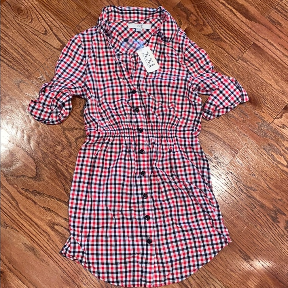 Forever 21 Red/Black/White Plaid Tunic Top